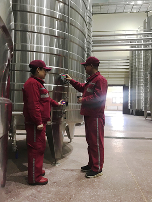 &ldquo;地下&rdquo;走到&ldquo;地上&rdquo;&ldquo;黑色&rdquo;轉為&ldquo;綠色&rdquo;